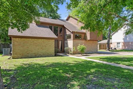 309 S Rivershire Drive, Conroe, Texas 77304, USA