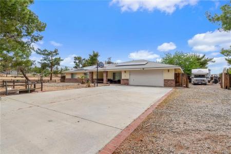 10080 Valle Vista Rd., Phelan, California 92371
