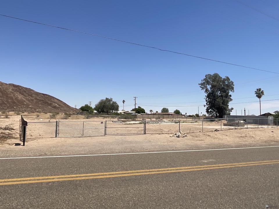 8453 S AVE 36 E, Wellton, Arizona 85356