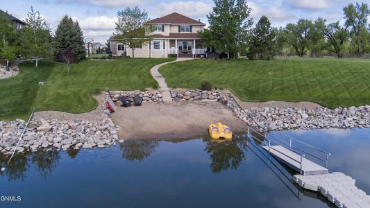 6501 Misty Waters Drive, Bismarck, Dakota Północna 58503, USA