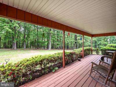 281 Light Road, Winchester, Virginia 22603, USA