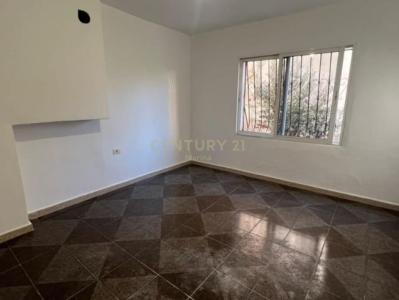 Tregu Orizit, Vlorë, Albania