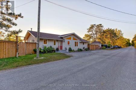 563 ISLAND VIEW DRIVE, North Algona Wilberforce, Ontario K0J 1X0, CANADÁ