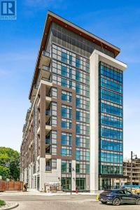25 NEIGHBOURHOOD LANE, Toronto (stonegate-queensway), Ontario M9Y 0C4, Canada