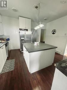 121 VICTORIA ST, Glace Bay, Nova Escócia B1A 2Z7, CANADÁ