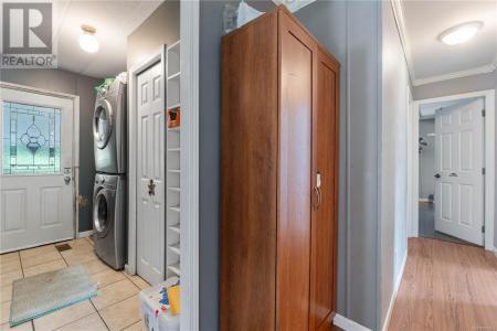 1053 PALOMINO PLACE, Nanaimo, Colúmbia Britânica V9R 5P5, CANADÁ