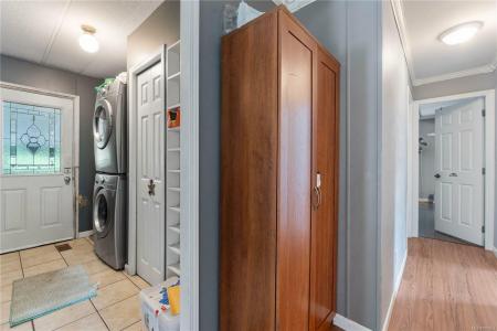1053 PALOMINO PL, Nanaimo, British Columbia V9R 5P5, Canada