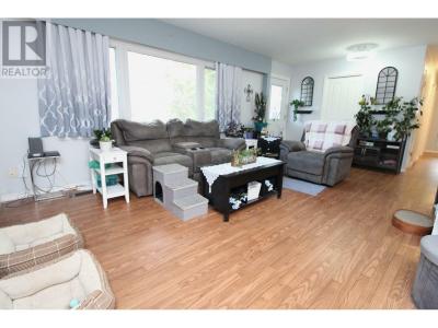 102 CRYSDALE DRIVE, Mackenzie, Colombie-Britannique V0J 2C0, Canada