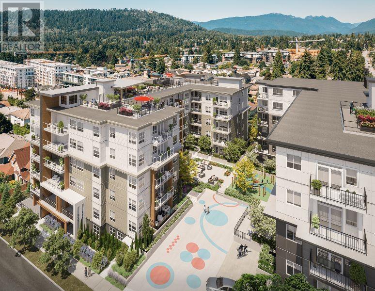 723 GROVER STREET, Coquitlam, British Columbia V3J 3M6, Canada