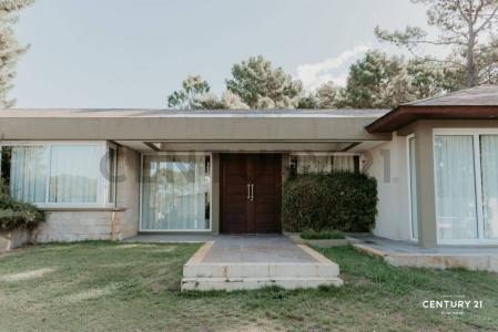 Del Juncal 1232, Pinamar, Buenos Aires Costa Atlántica 7167, Argentina