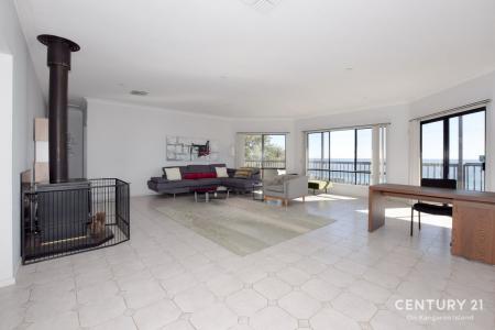 69 Howard Drive, Penneshaw, SA 5222, Australia