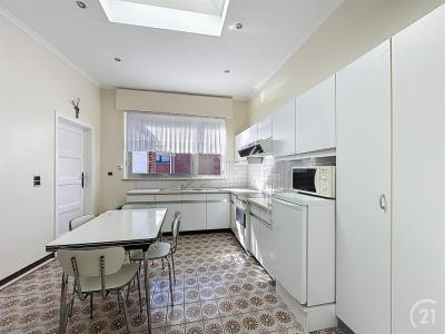 Rue du Bouxthay 126, Herstal, 4041, Belçika