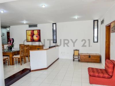 AMERICO VESPUCIO C R LAS VILLAS, Lechería, Anzoategui 00001, 委内瑞拉