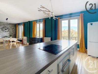 Troyes, シャンパーニュ＝アルデンヌ 10000, アキタン