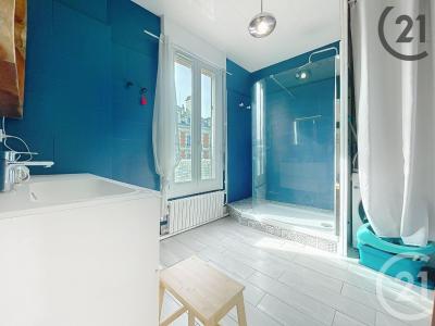 Troyes, シャンパーニュ＝アルデンヌ 10000, アキタン