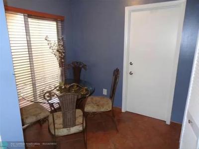 7952 NW 7th Ct, Plantation, Florida 33324