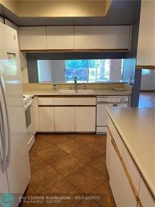 7952 NW 7th Ct, Plantation, Florida 33324