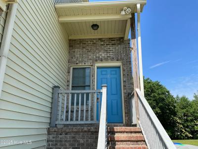 2544 Brookville Drive #B, Greenville, Carolina Do Norte 27834, Estados Unidos