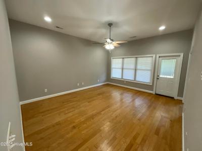 2544 Brookville Drive #B, Greenville, Carolina Do Norte 27834, Estados Unidos