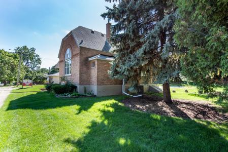 800 Chestnut Street, Waukegan, Illinois 60085, USA