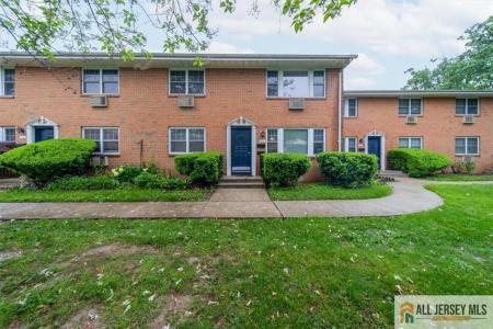 132 Thje Orchard #L, East Windsor Township, NJ 08815, USA