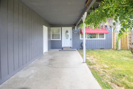 1129 SW Ballinger Drive, Grants Pass, Oregon 97526