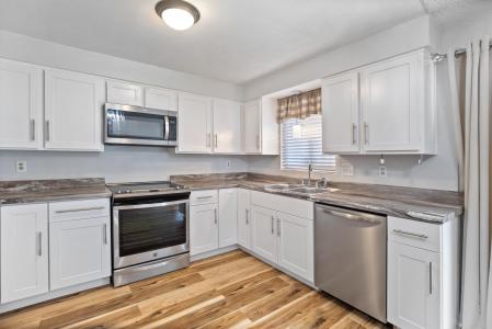 1129 SW Ballinger Drive, Grants Pass, Oregon 97526