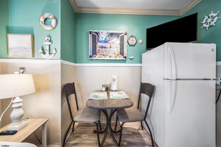 302 E. Buttercup #6, Wildwood Crest, New Jersey 08260, HOA KỲ