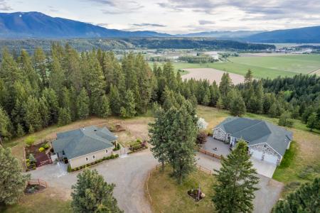 684 Chute Canyon Way, Bonners Ferry,, Idaho 83805, États-Unis