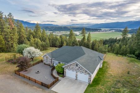 684 Chute Canyon Way, Bonners Ferry,, Idaho 83805, États-Unis