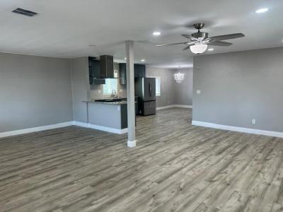 720 E Worth Avenue 76, Porterville, 加利福尼亚州 93257, 美国
