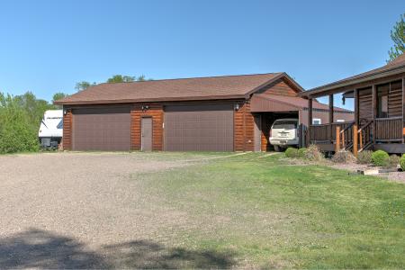 2200 405th Avenue NW, Braham, Minnesota 55006