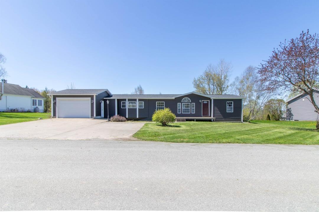 298 Memphremagog Views, Newport City, Vermont 05855