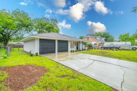 1725 Camara Court, Grand Prairie, טקסס 75051, ארצות הברית של אמריקה