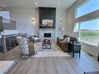 930 Beretta Street, Mandan, ノースダコタ 58554, アメリカ合衆国