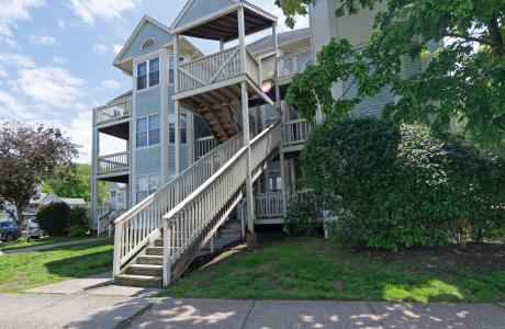 75 Redwood Drive 609, East Haven, Connecticut 06513, Estados Unidos