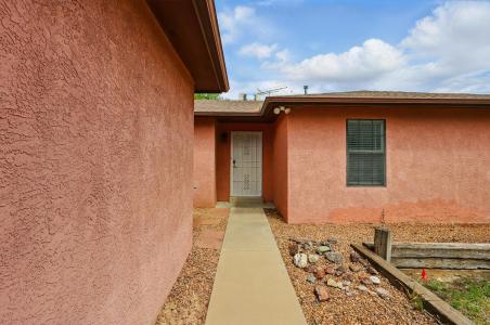 3 Shadow View Court, Los Lunas, 新墨西哥州 87031, 美國