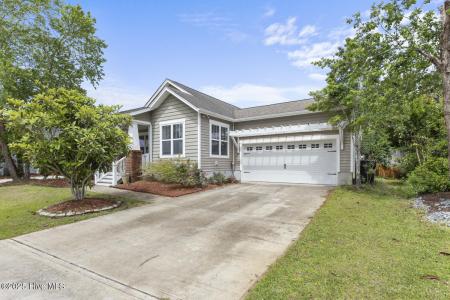 1213 Daisy Court, Holly Ridge, Caroline Du Nord 28445, États-Unis