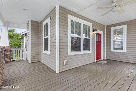 1213 Daisy Court, Holly Ridge, Caroline Du Nord 28445, États-Unis