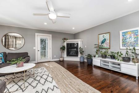 1740 Plymouth Court, Dubuque, Iowa 52003