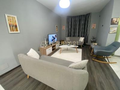 Vilat Gjermane, Tirana, ألبانيا