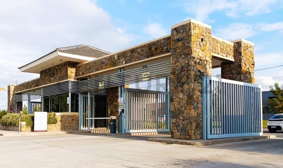 Boedo 3050, Carrodilla, Mendoza 5505, Argentina