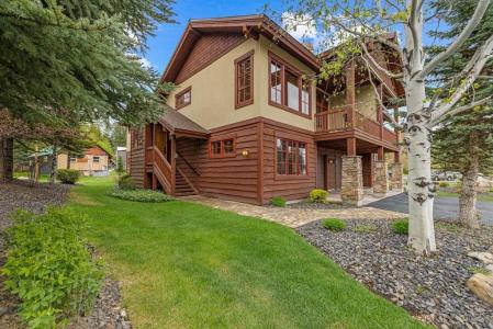 1305 Greystone Drive unit: 2 2, McCall, Idaho 83638, États-Unis