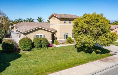 7840 La Cresta Street, Highland, California 92346, USA