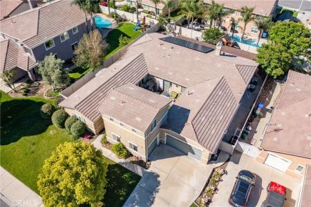 7840 La Cresta Street, Highland, Kalifornien 92346, USA
