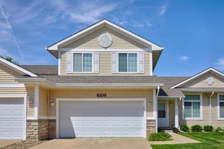 6106 Pinewood Court, Johnston, Iowa 50131, HOA KỲ