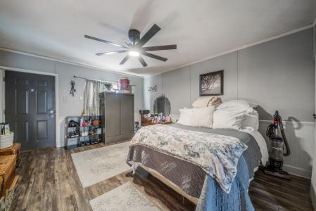 1421/1423 Erie Ave., Sheboygan, Wisconsin 53081