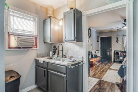 1421/1423 Erie Ave., Sheboygan, Wisconsin 53081