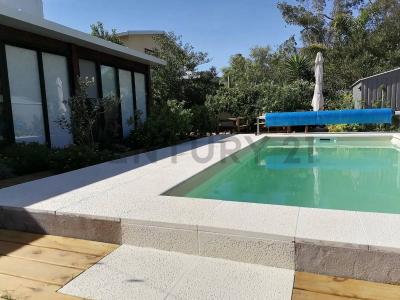 Avenida Ida Amelia de Lapi , Sauce de Portezuelo, Maldonado 15600, Uruguay