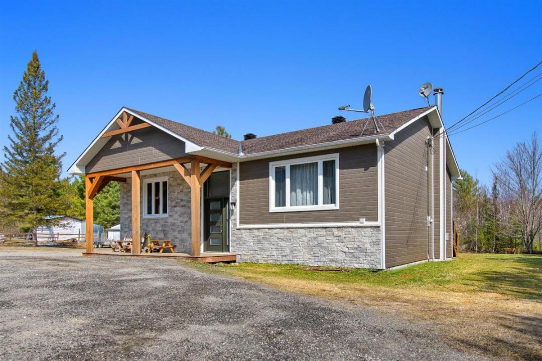 69  Ch. Jolivette N., Messines, Québec J0X 2J0, Canada